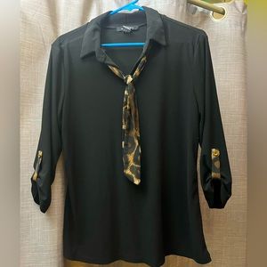 Adele & May, LG, Black Blouse w/Animal Print Knot